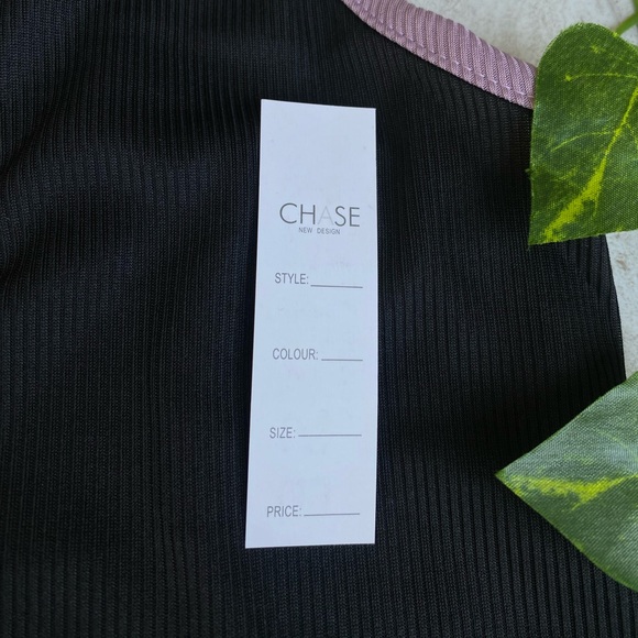 Kuromi Sanrio LARGE NWT Y2K Crop Top Tank Summer Embroidered Hello Kitty Black - Picture 8 of 10